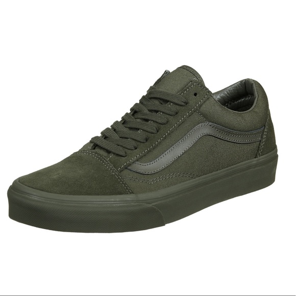 Vans Shoes - Olive VANS old school